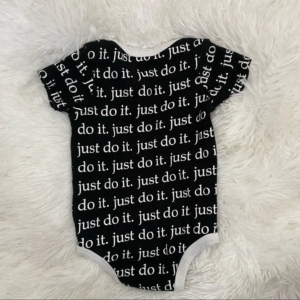Nike baby Just do it logo black and white onesie 0-6 M